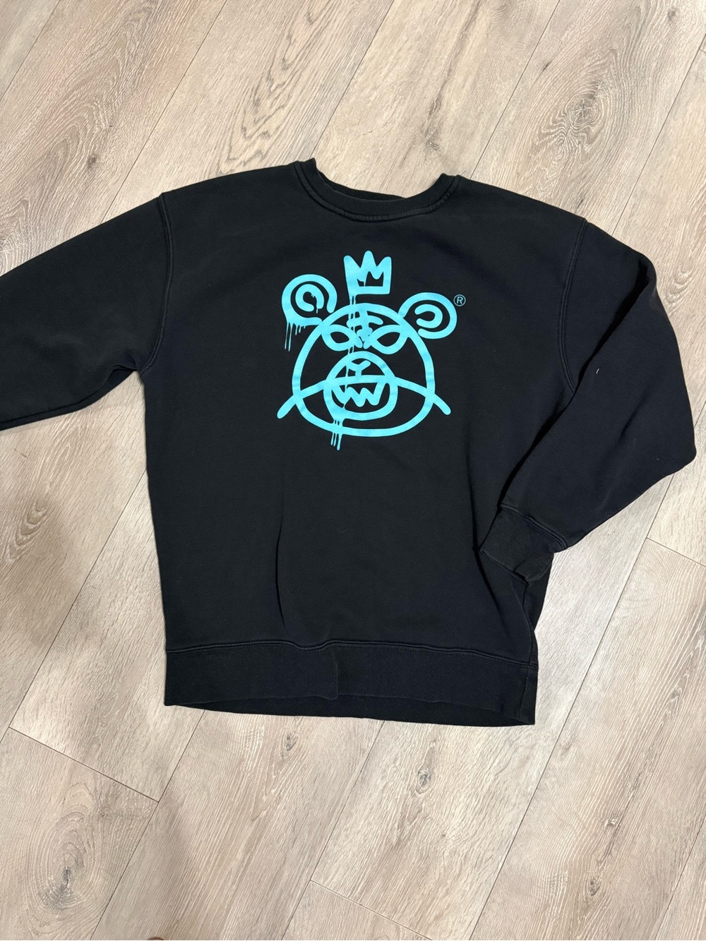 Graphic Black Crewneck Sweatshirt